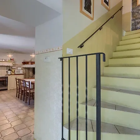 Holiday home Elena Buzet