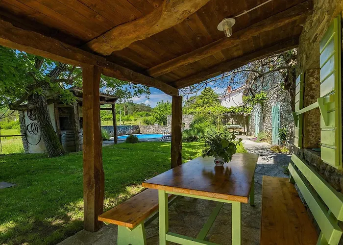 Feriehus Elena Buzet